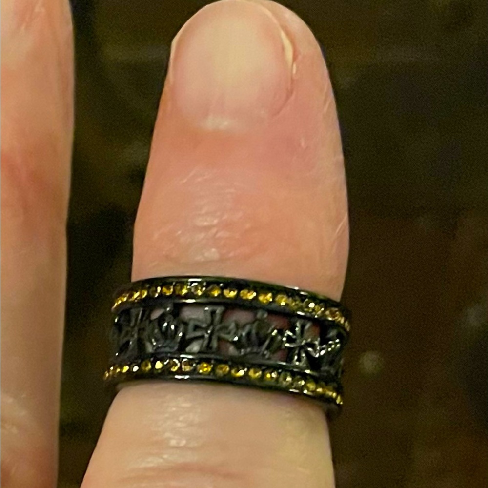 Ornate Black Ring withTiny Gold Stones Size 4 1/2